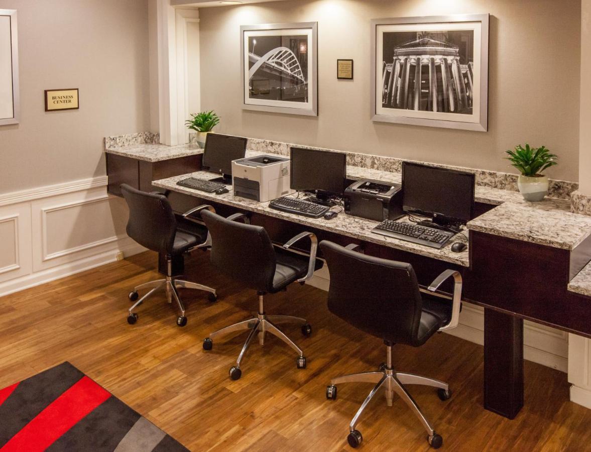 Holiday Inn Express Nashville-Downtown - Broadway By Ihg Dış mekan fotoğraf
