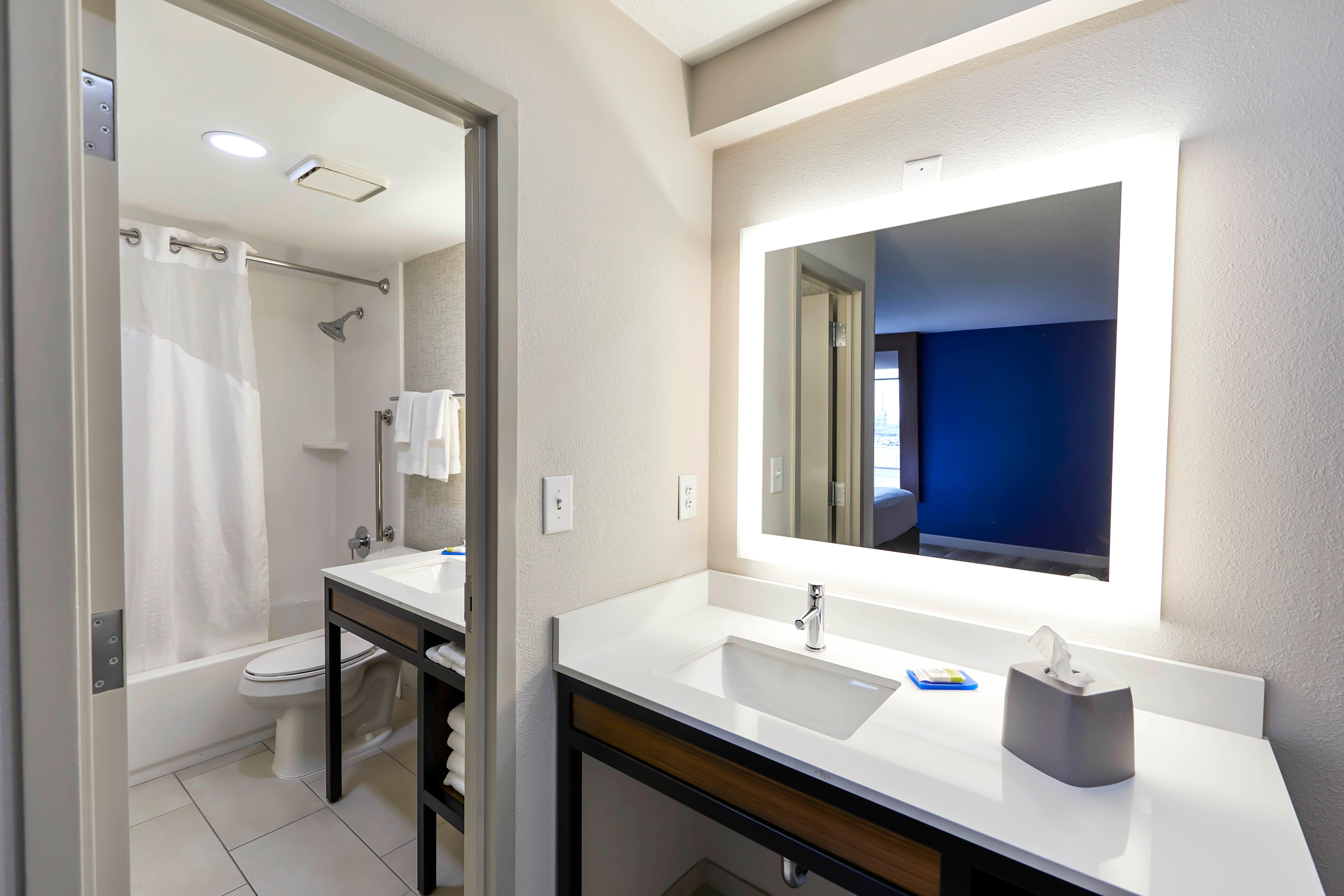 Holiday Inn Express Nashville-Downtown - Broadway By Ihg Dış mekan fotoğraf