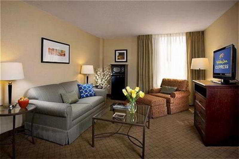 Holiday Inn Express Nashville-Downtown - Broadway By Ihg Oda fotoğraf