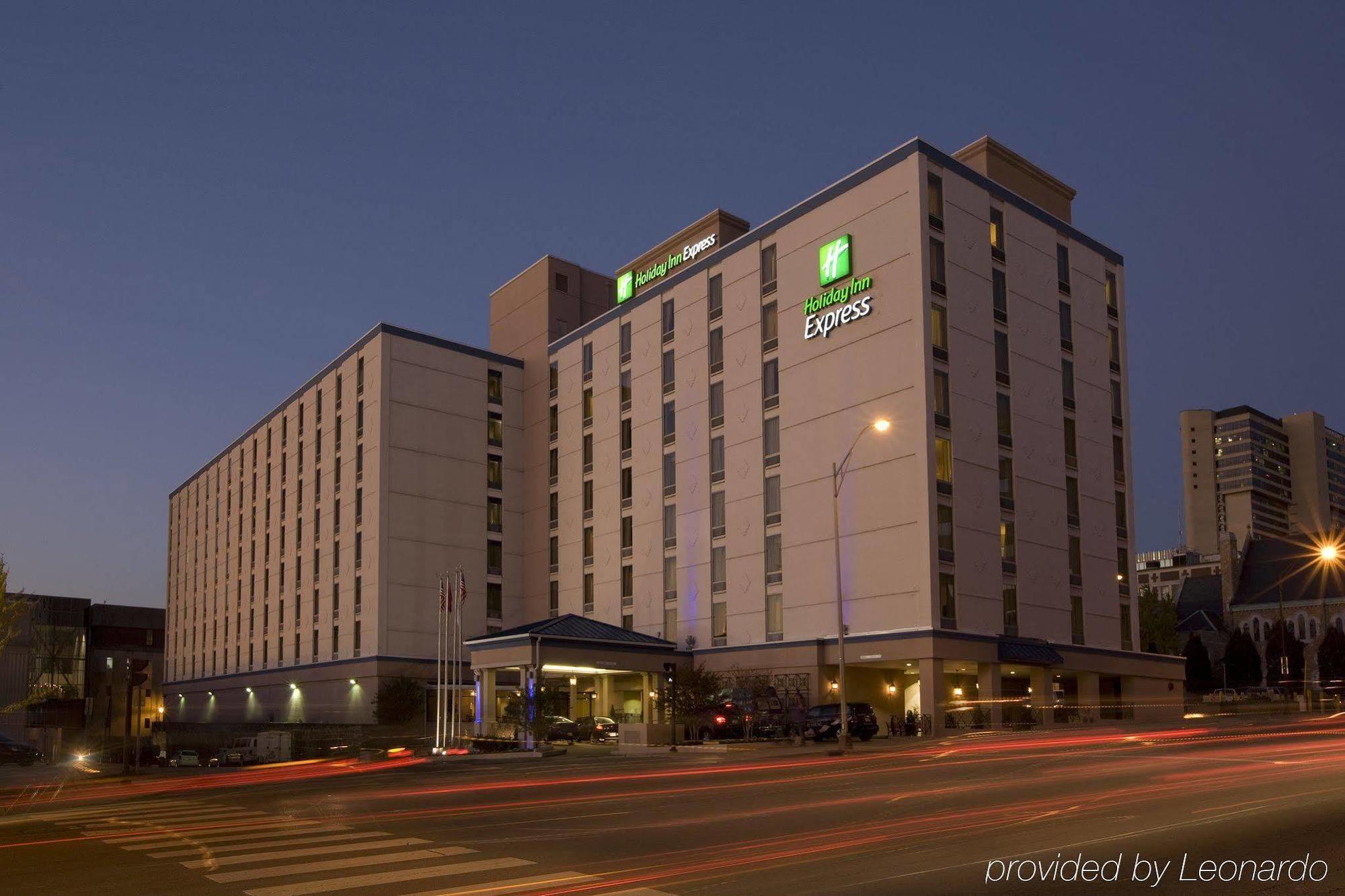 Holiday Inn Express Nashville-Downtown - Broadway By Ihg Dış mekan fotoğraf